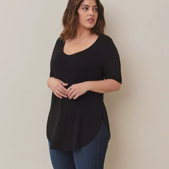 torrid Tops - Torrid Favorite V-neck Tunic Tee Sz 2 Black